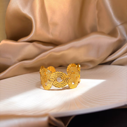 Textured Circle Cuff Bracelet minimal kada bracelet for everyday wear by Rumikaya
