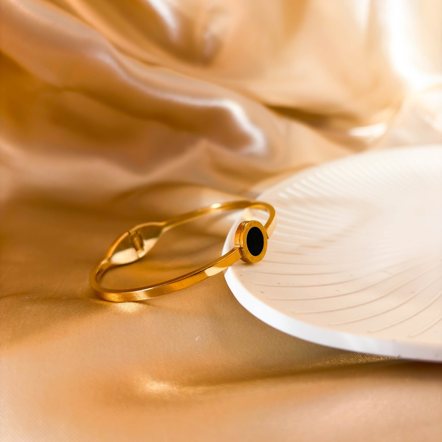 Minimal Black Disc Cuff Bracelet minimal kada bracelet for everyday wear by Rumikaya