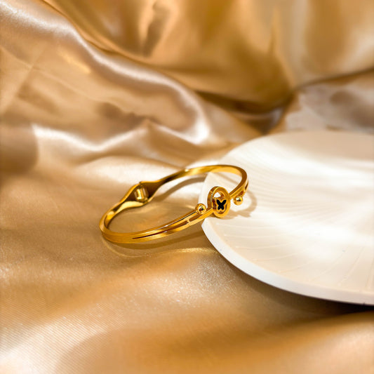 Mini Clover Open Cuff Bracelet minimal kada bracelet for everyday wear by Rumikaya