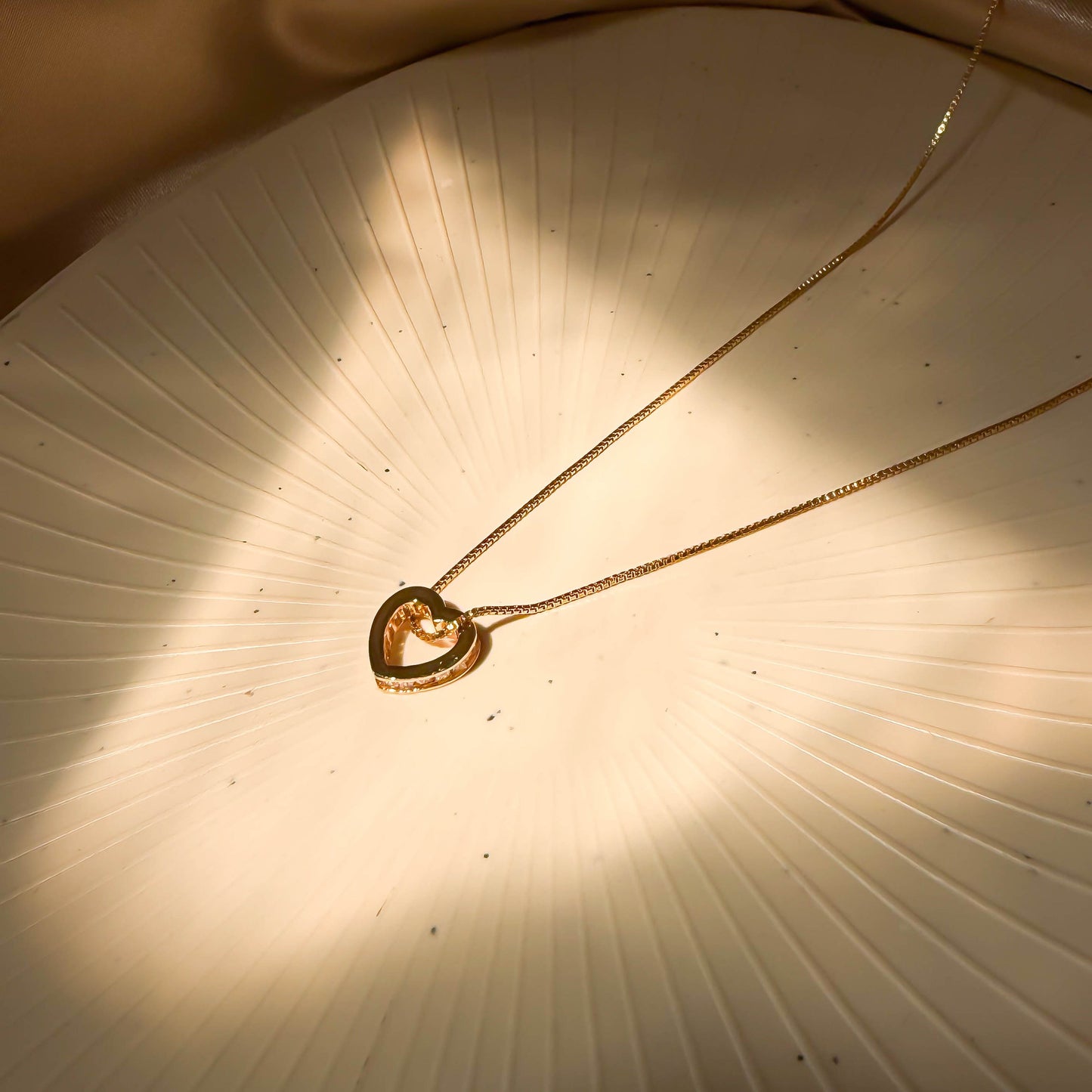 Soft Loop Heart Pendant