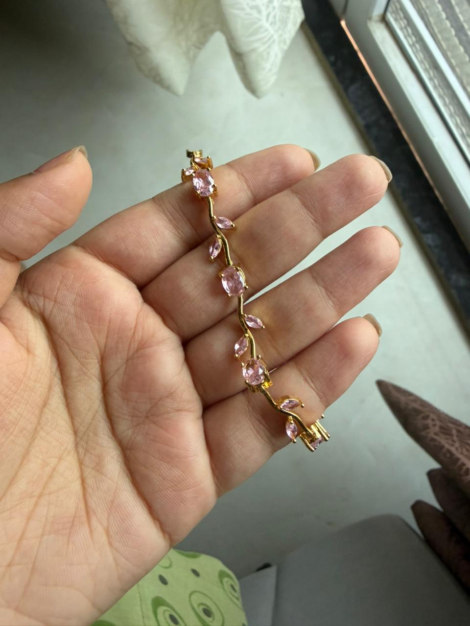 Tulip Bracelet
